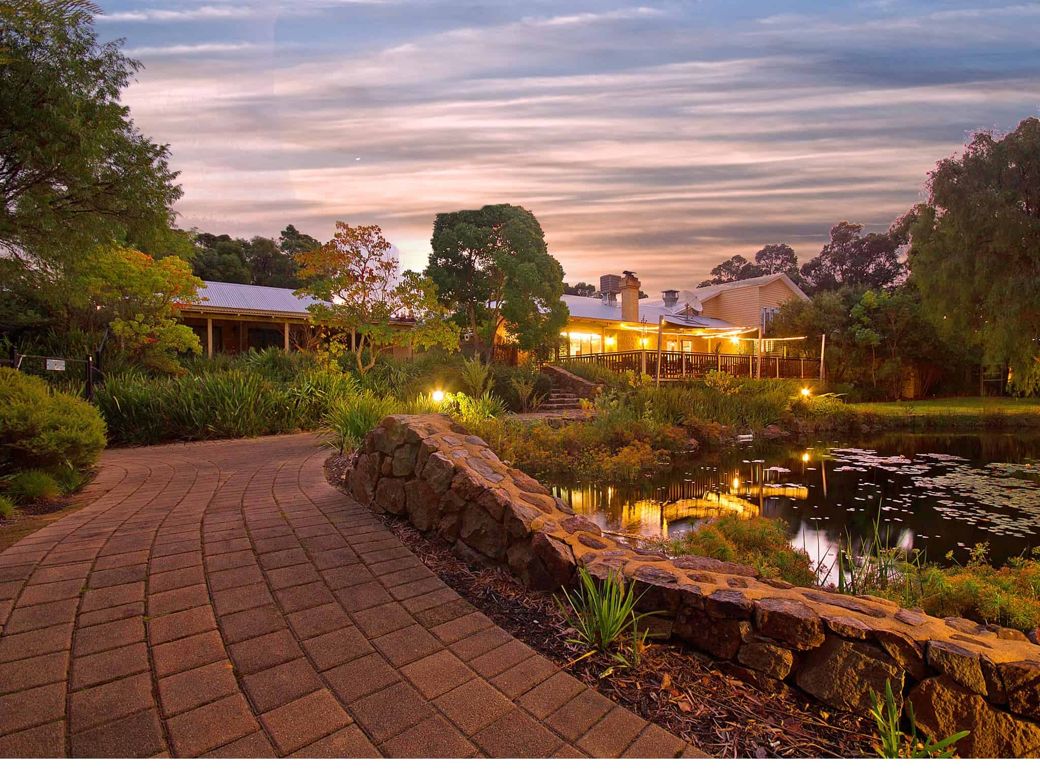 Stay Margaret River Motel View Across The Lake