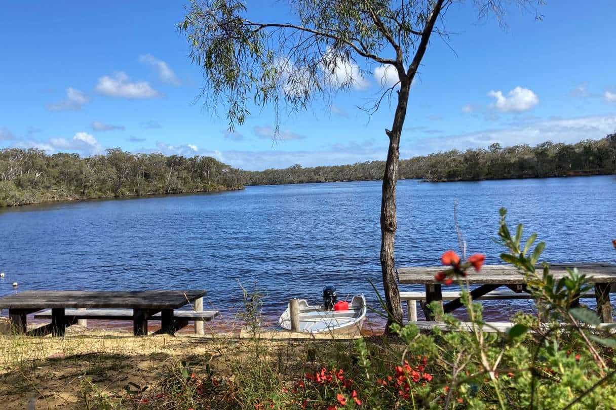 View of Twinems Bend, Blackwood River, 4WD