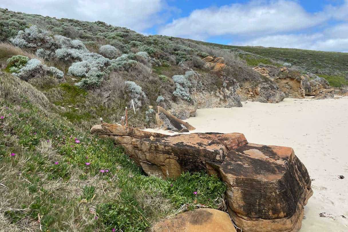 Beach along the Cape to Cape Walk